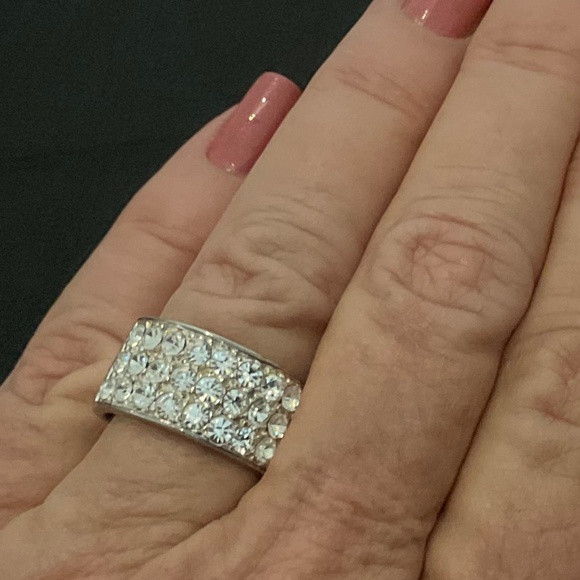 VINTAGE Guess Ring Size 8 - Picture 7 of 9